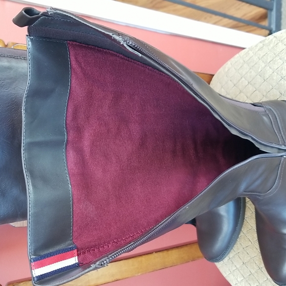 🥳 Host Pick 🥳 Tommy Hilfiger Brown Riding Boots - Picture 3 of 7
